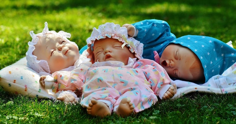 Stapelspielzeug für Babys 2026: Die besten Tipps für sicheres und kreatives Spielen