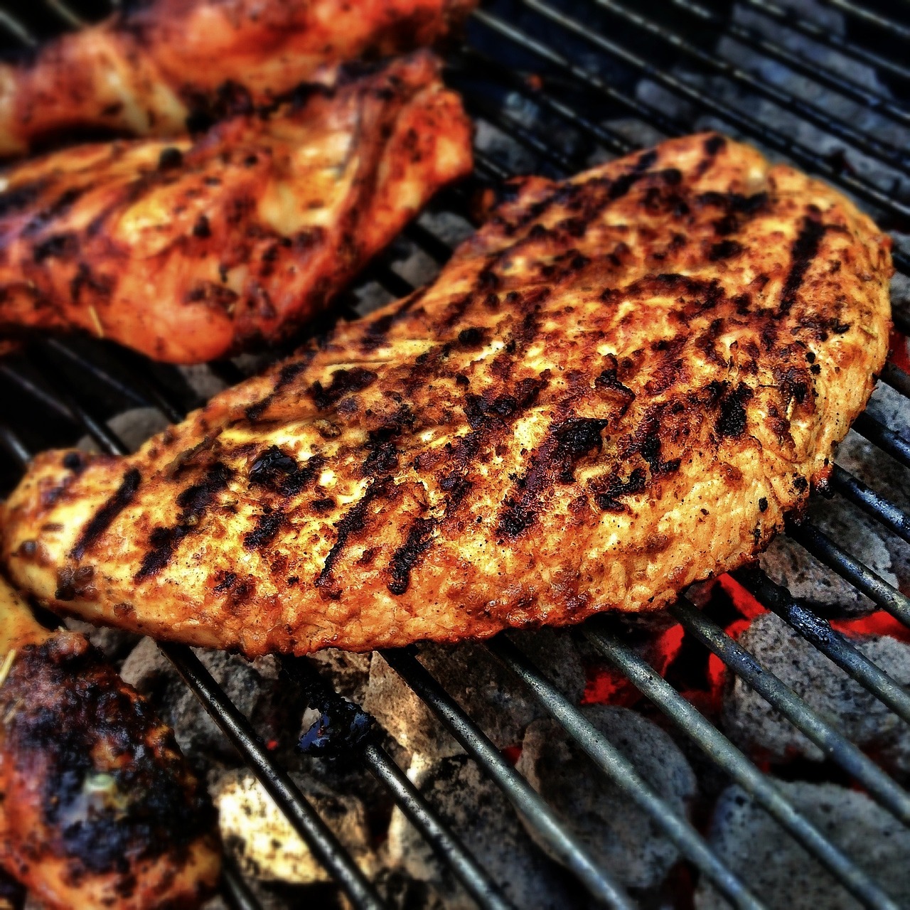 Wie kochen Sie perfektes Fleisch ohne Thermometer?